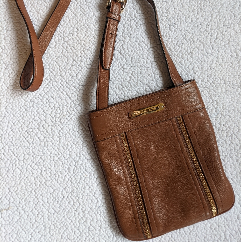 Michael Kors crossbody